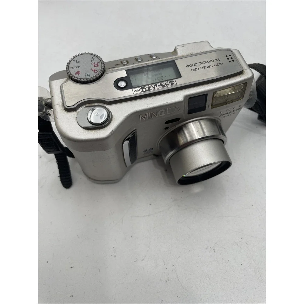 Minolta DIMAGE S414 Digital Camera 4.0 MP 4X Optical Zoom+Battery+Memory Card